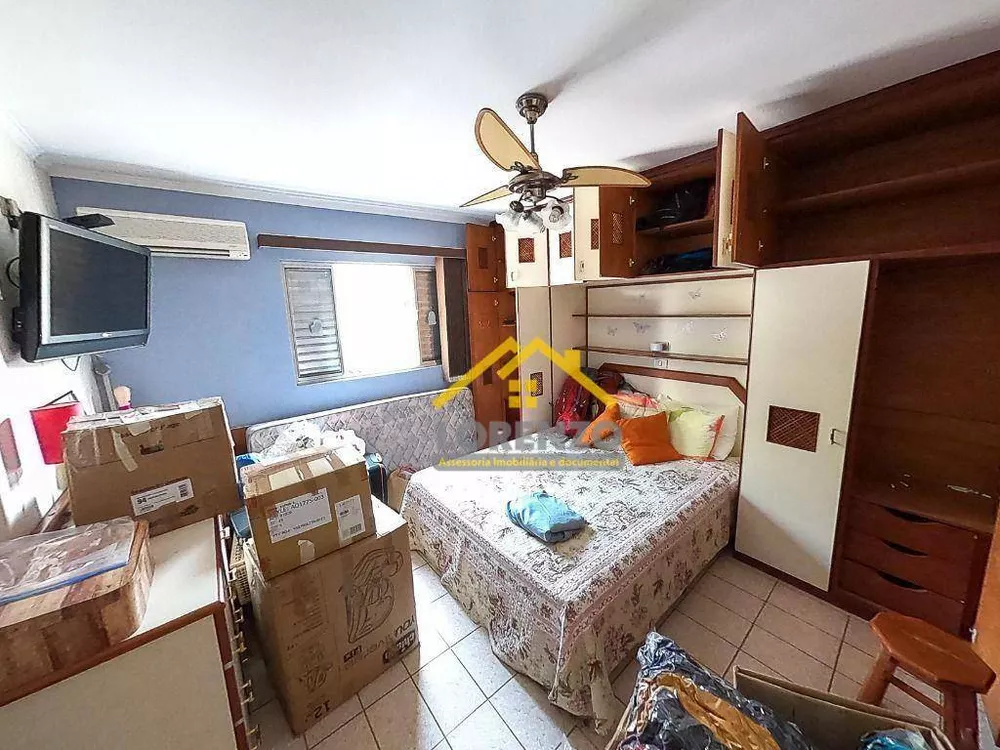 Casa, 3 quartos, 270 m² - Foto 1