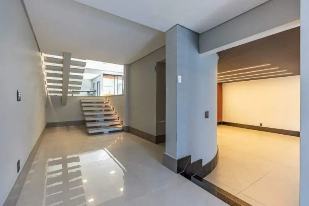 Sobrado, 3 quartos, 262 m² - Foto 1