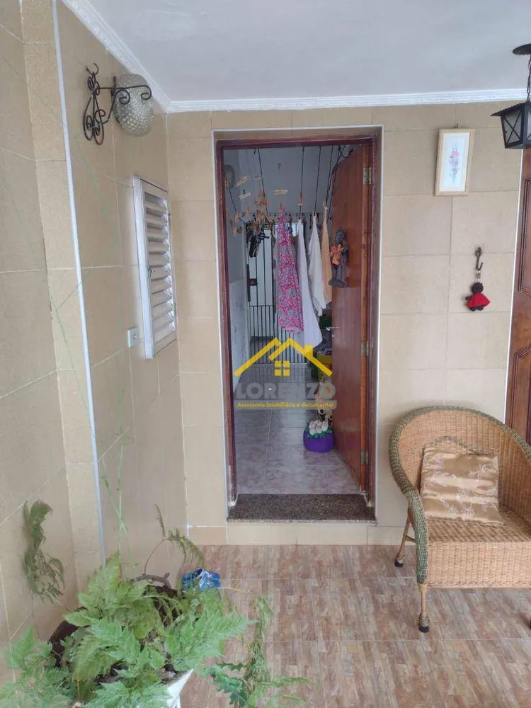 Sobrado, 3 quartos, 217 m² - Foto 2