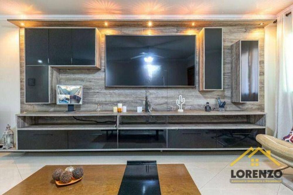 Sobrado, 4 quartos, 302 m² - Foto 3
