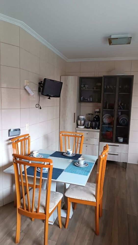 Sobrado, 3 quartos, 285 m² - Foto 1