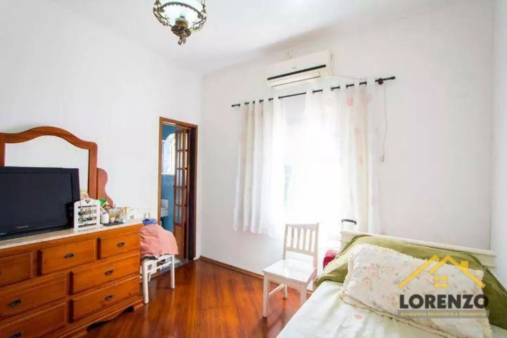 Casa, 3 quartos, 218 m² - Foto 2