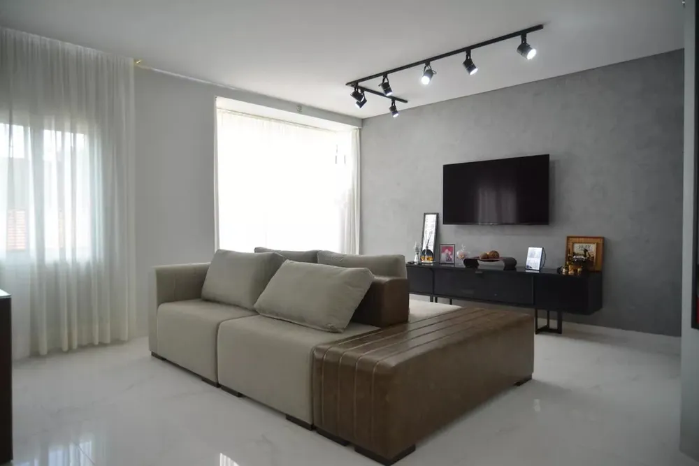 Sobrado, 3 quartos, 197 m² - Foto 1
