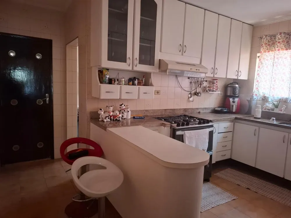 Sobrado, 4 quartos, 280 m² - Foto 2