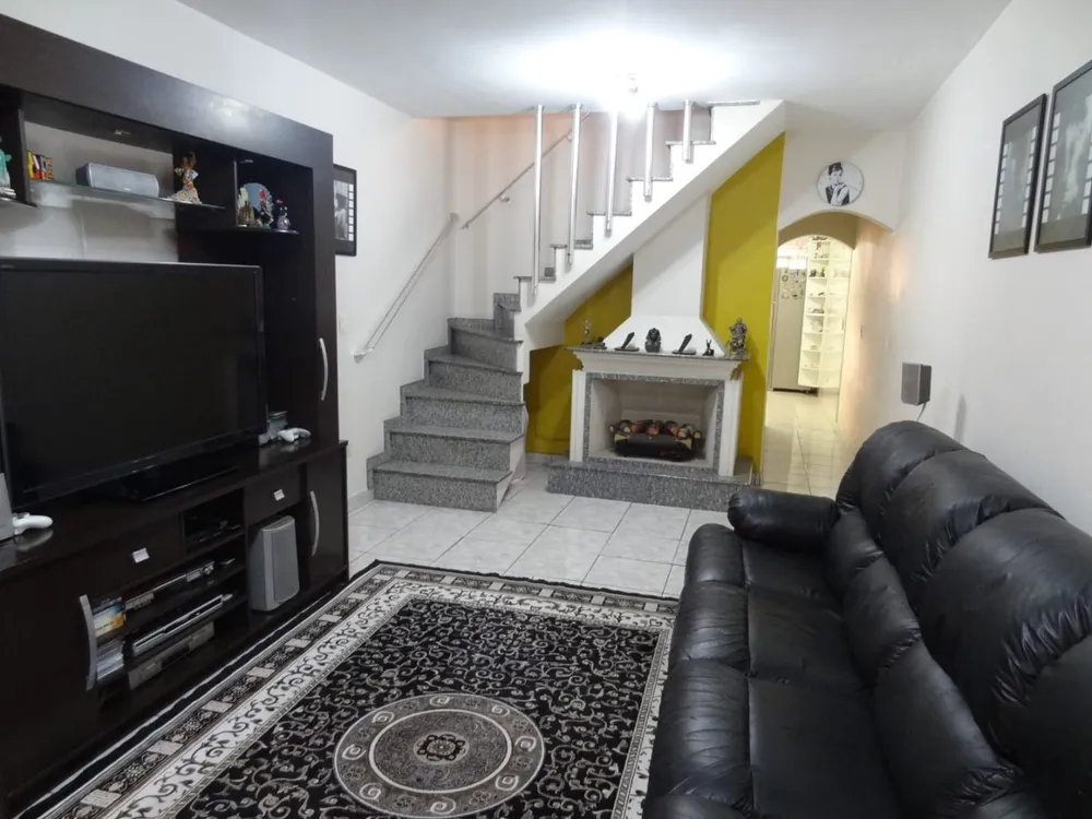 Sobrado, 3 quartos, 250 m² - Foto 1