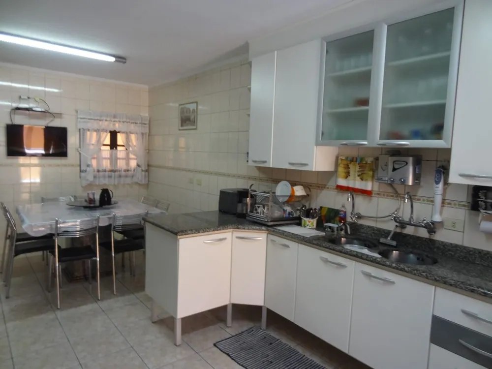 Sobrado, 3 quartos, 250 m² - Foto 2