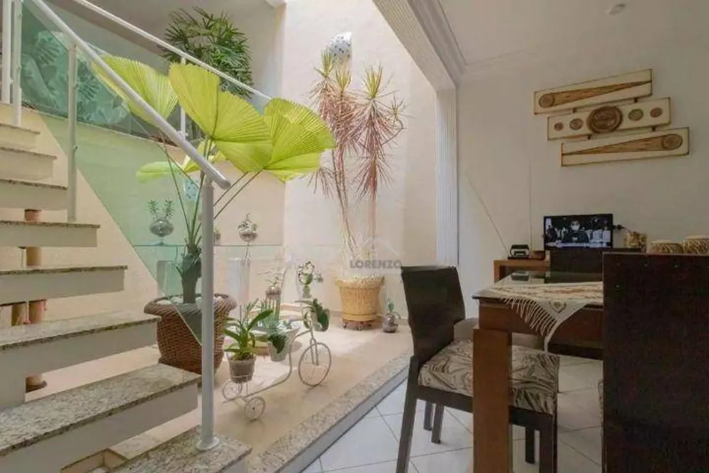 Sobrado, 4 quartos, 233 m² - Foto 3