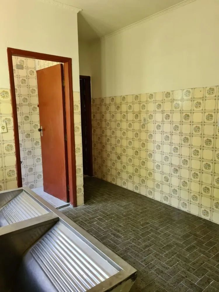 Casa, 2 quartos, 218 m² - Foto 1