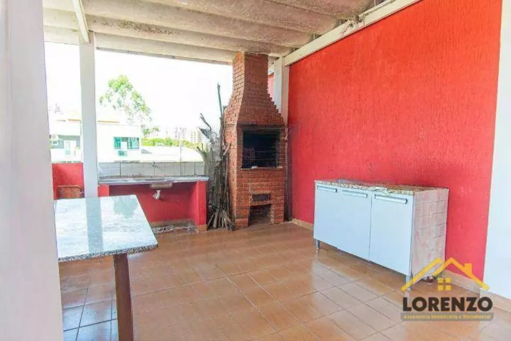 Casa à venda com 3 quartos, 192m² - Foto 4