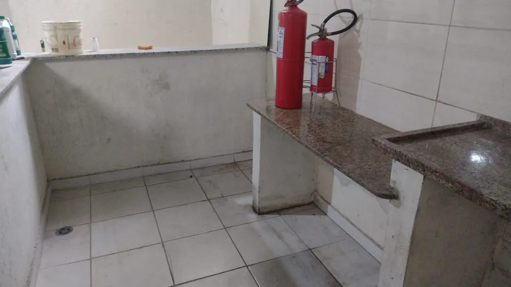 Loja-Salão, 300 m² - Foto 1