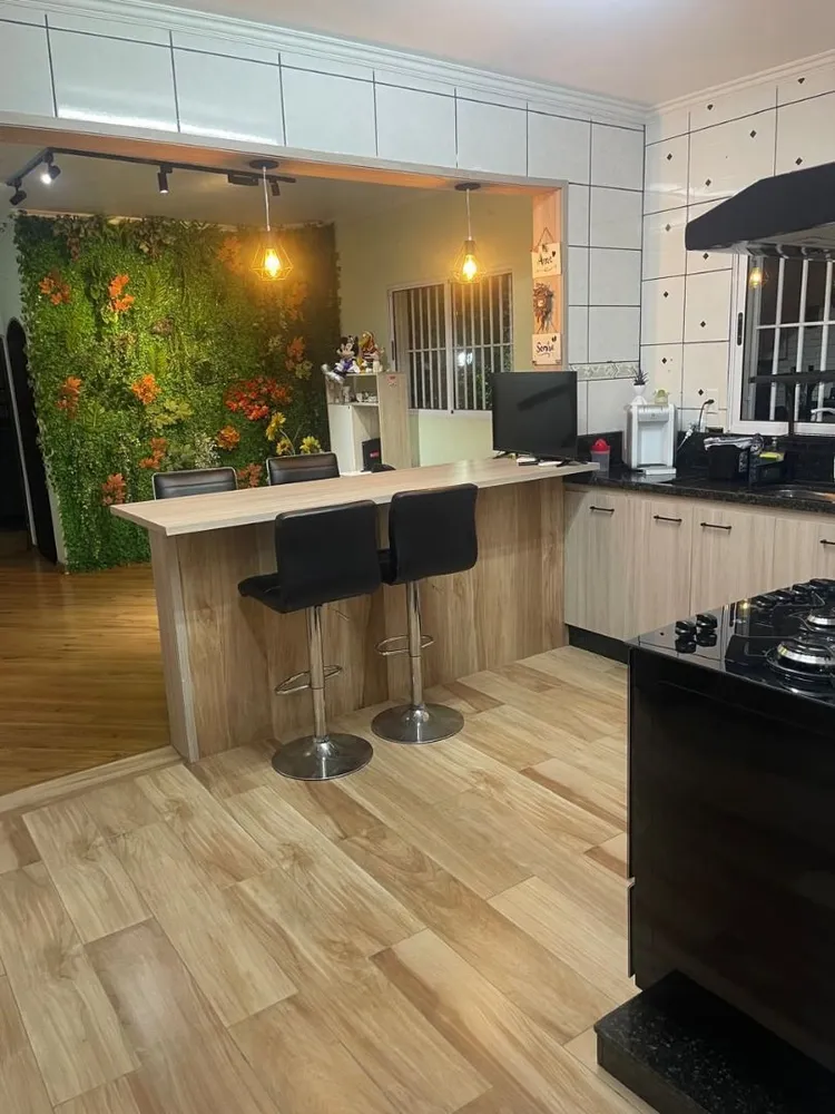 Sobrado, 4 quartos, 215 m² - Foto 2