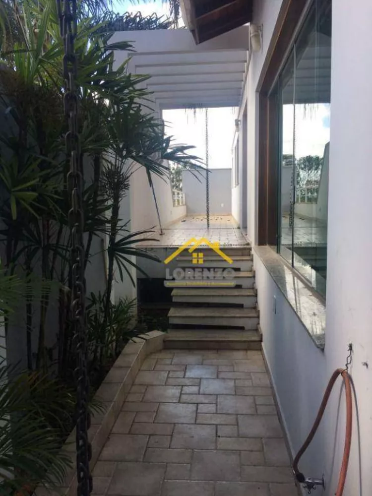 Sobrado, 3 quartos, 428 m² - Foto 3
