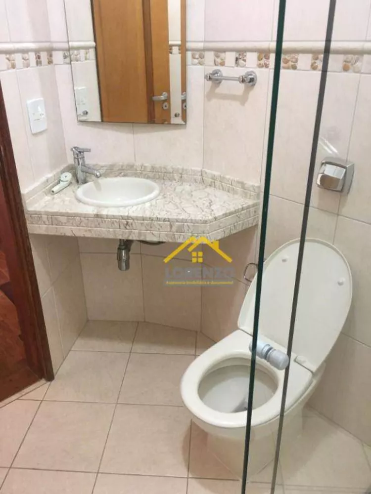 Sobrado, 3 quartos, 428 m² - Foto 1