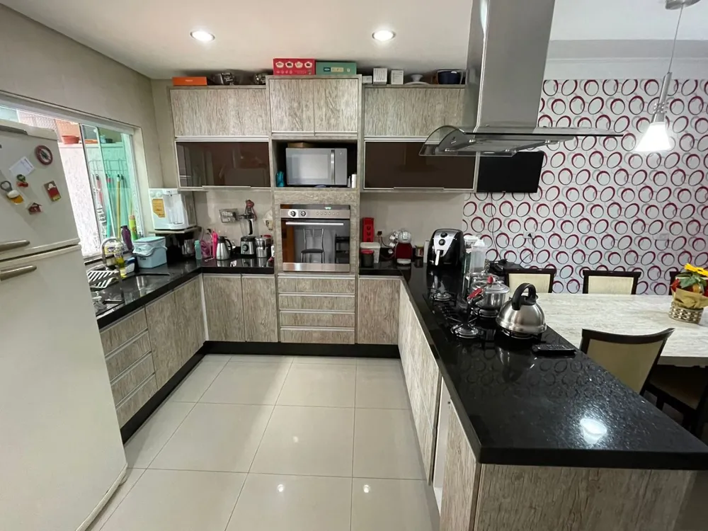 Sobrado, 3 quartos, 200 m² - Foto 4