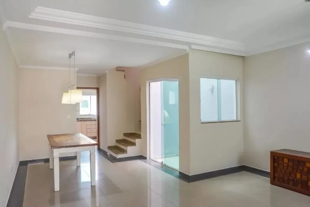 Sobrado, 3 quartos, 248 m² - Foto 4