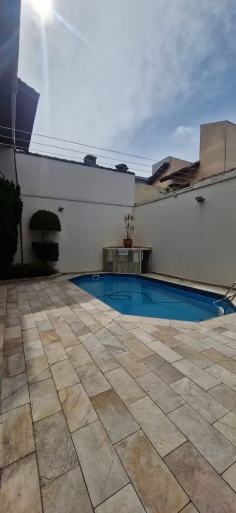 Sobrado, 4 quartos, 322 m² - Foto 1