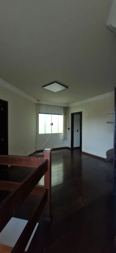 Sobrado, 4 quartos, 322 m² - Foto 1