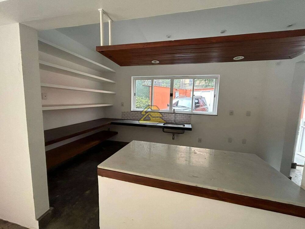 Casa, 3 quartos, 292 m² - Foto 8