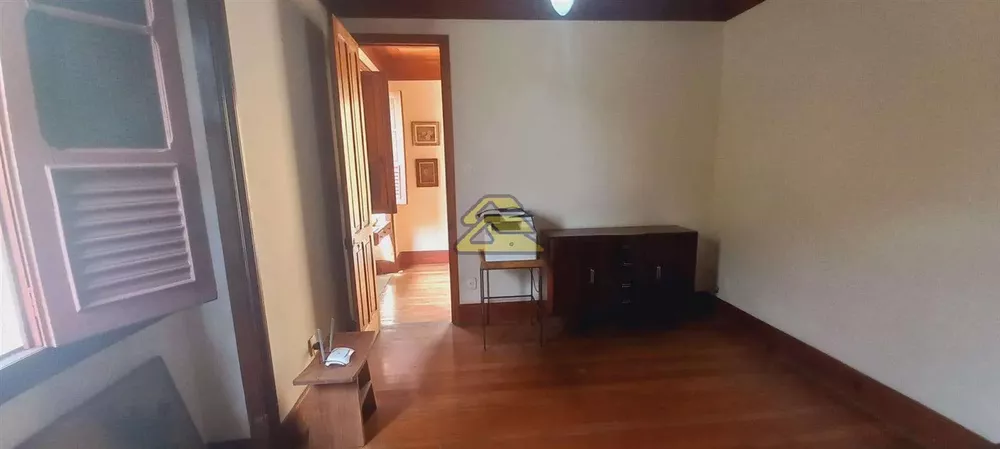 Casa, 5 quartos, 300 m² - Foto 9