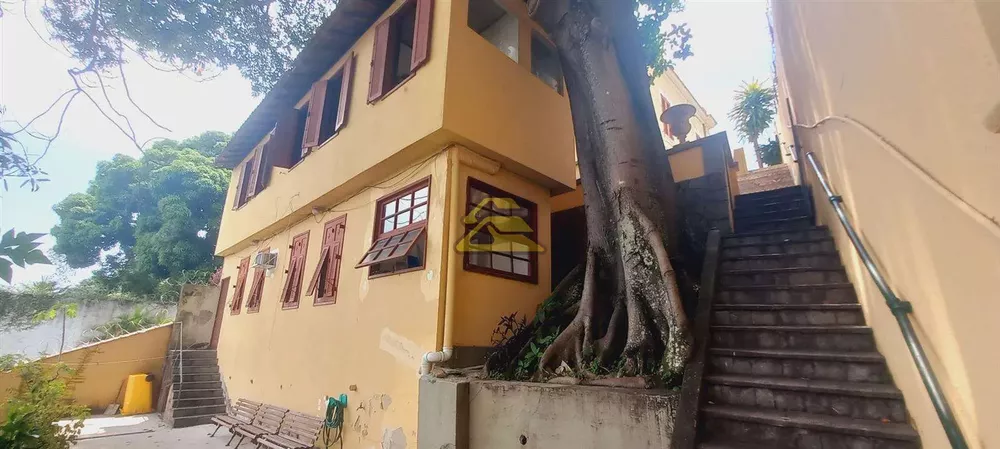 Casa, 5 quartos, 300 m² - Foto 4
