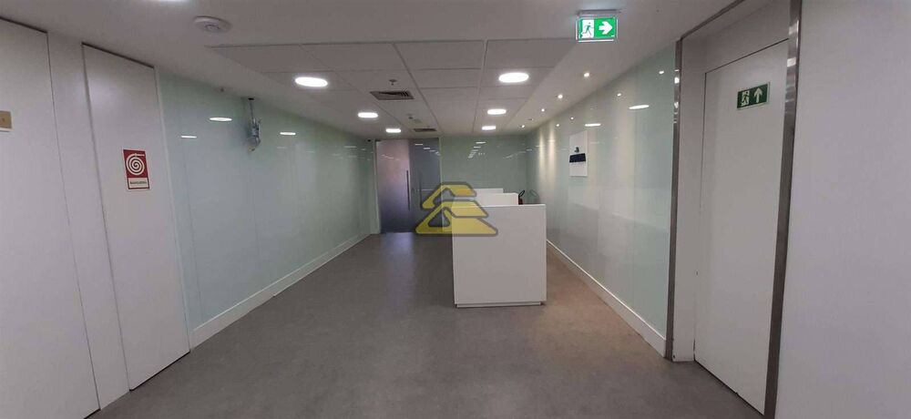 Sala-Conjunto, 585 m² - Foto 29