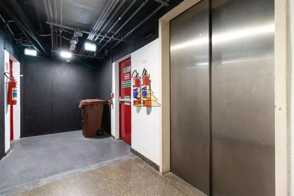 Sala-Conjunto, 1168 m² - Foto 14