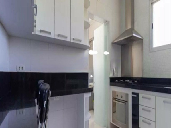 Apartamento à venda com 3 quartos, 175m² - Foto 2