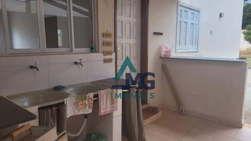 Casa à venda com 3 quartos, 145m² - Foto 6