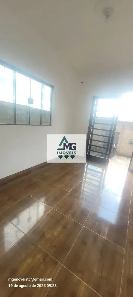 Casa, 2 quartos, 220 m² - Foto 1