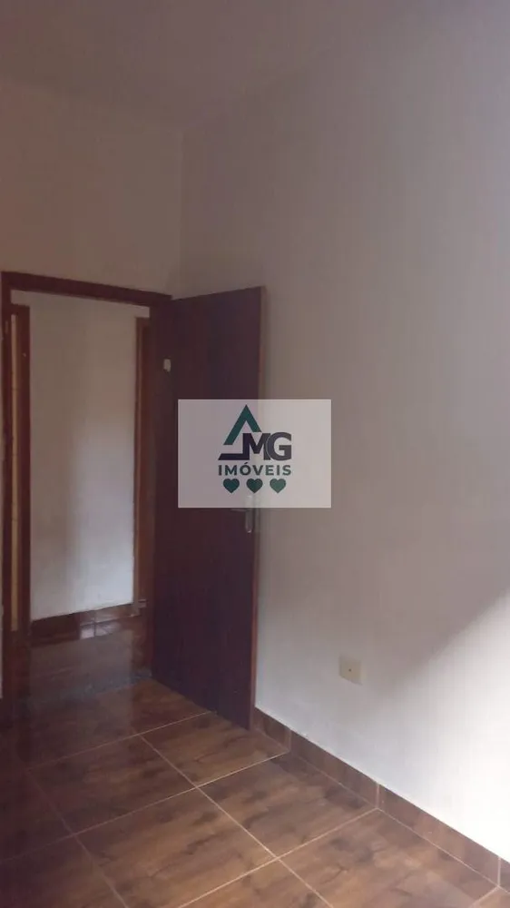 Casa, 5 quartos, 177 m² - Foto 2