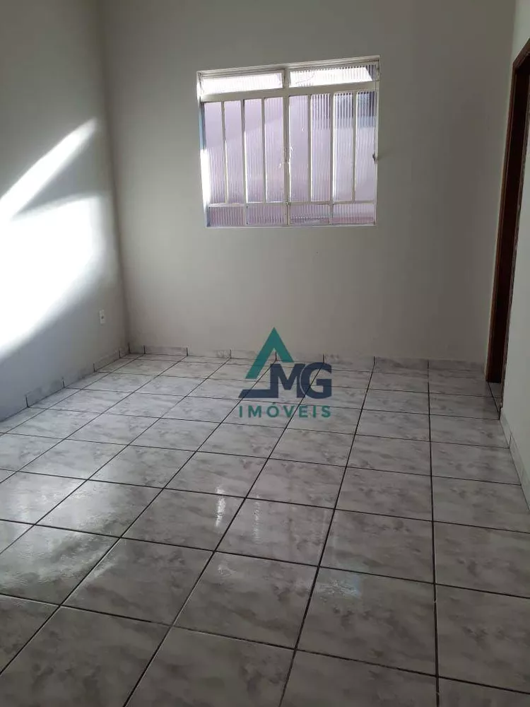 Casa à venda com 4 quartos, 249m² - Foto 6