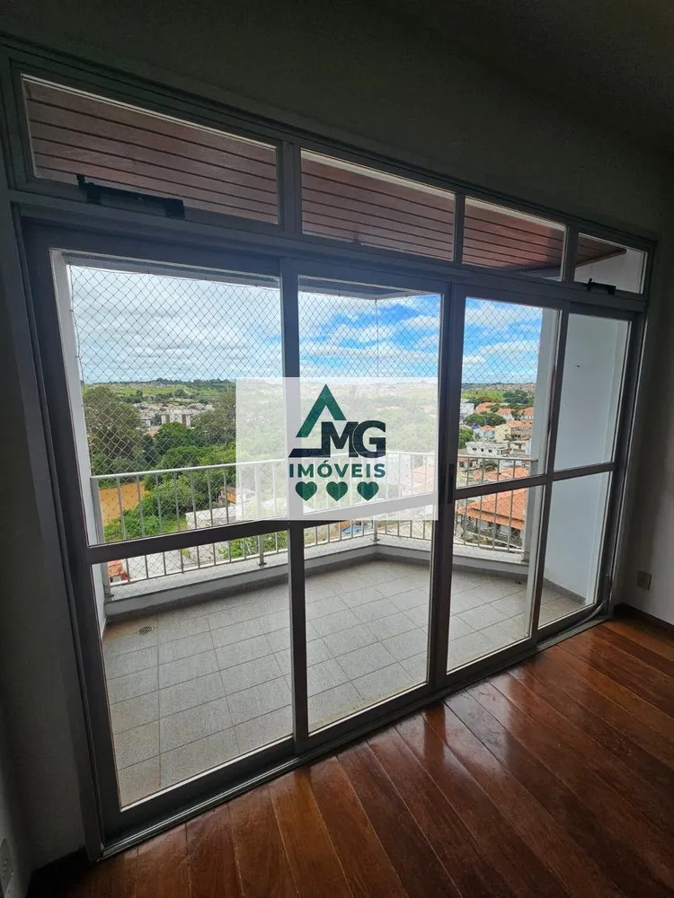 Apartamento, 3 quartos, 182 m² - Foto 2