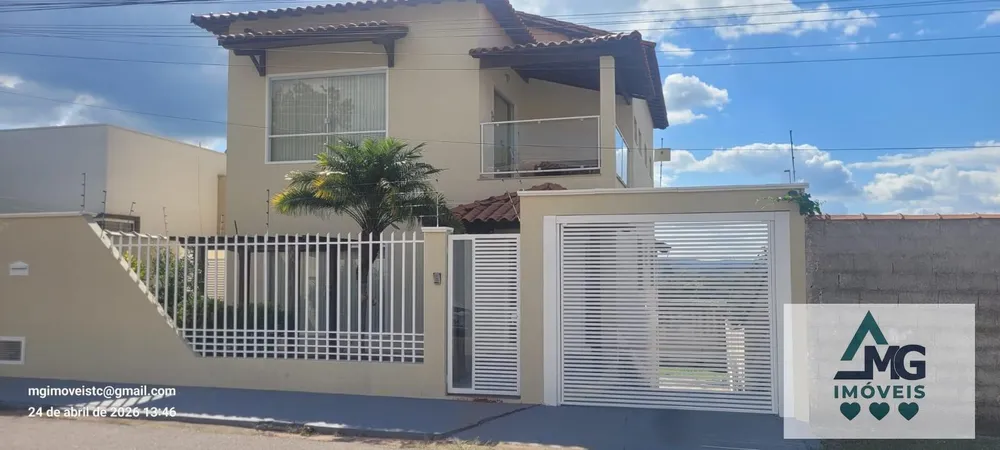 Casa, 3 quartos, 274 m² - Foto 1