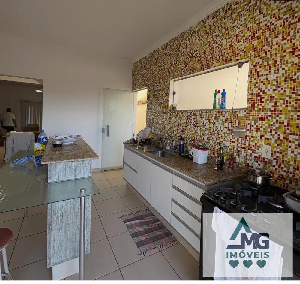 Casa, 3 quartos, 274 m² - Foto 15