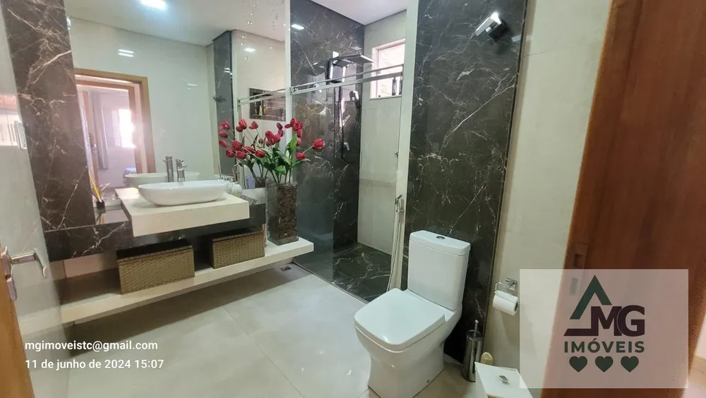 Casa, 4 quartos, 230 m² - Foto 9