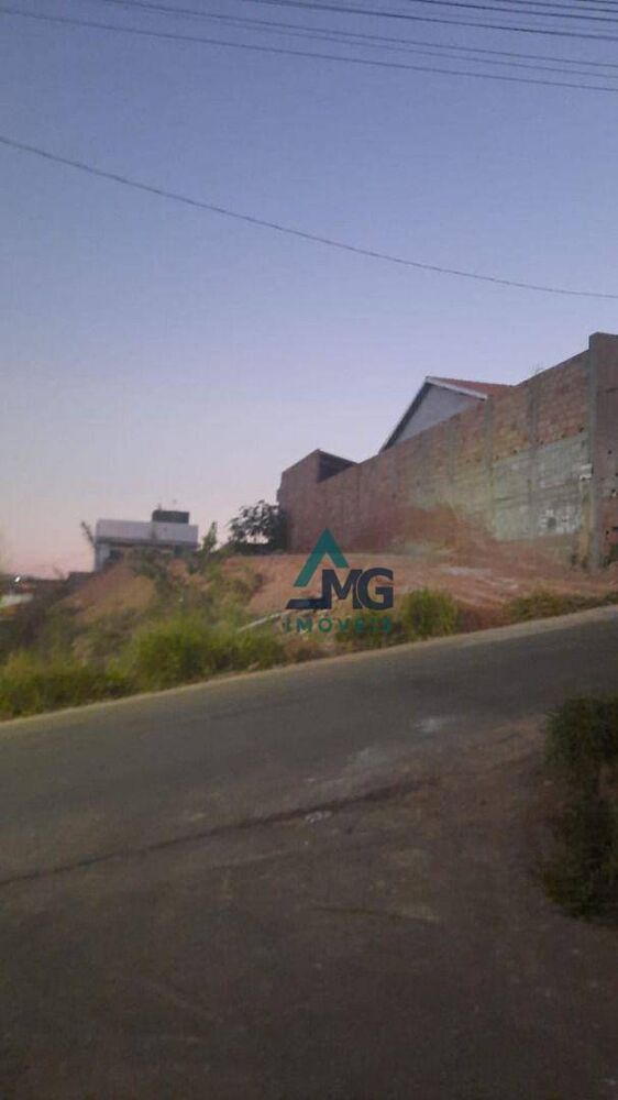 Terreno à venda, 370M2 - Foto 1