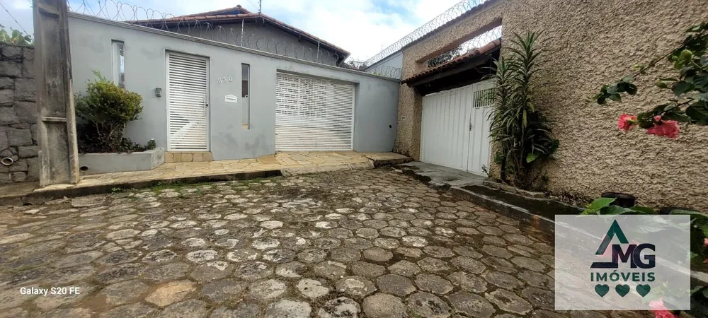 Casa, 3 quartos, 163 m² - Foto 1