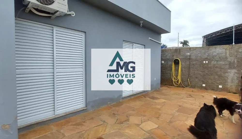 Casa, 3 quartos, 220 m² - Foto 3