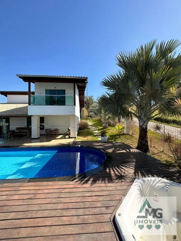 Casa, 3 quartos, 204 m² - Foto 1