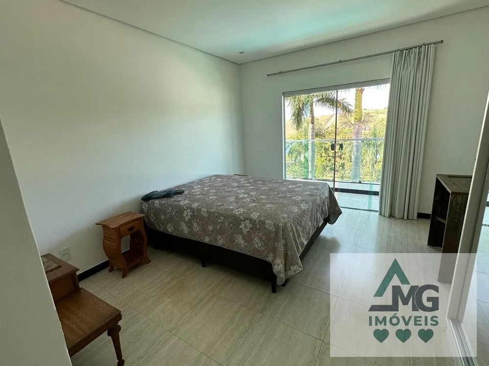 Casa, 3 quartos, 204 m² - Foto 13