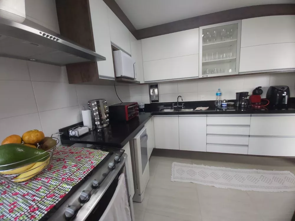Apartamento, 3 quartos, 198 m² - Foto 4