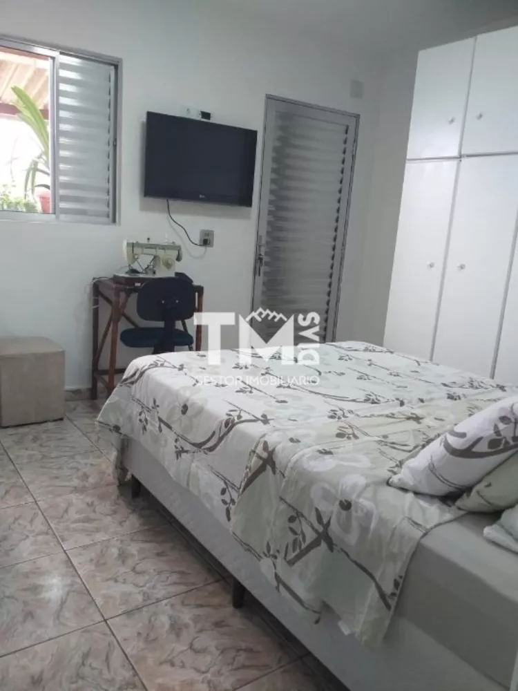 Sobrado à venda com 4 quartos, 244m² - Foto 14