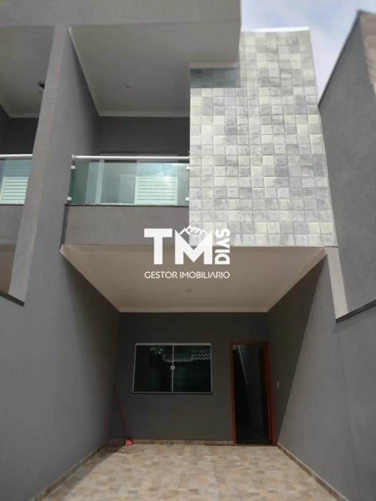 Sobrado à venda com 3 quartos, 125m² - Foto 1