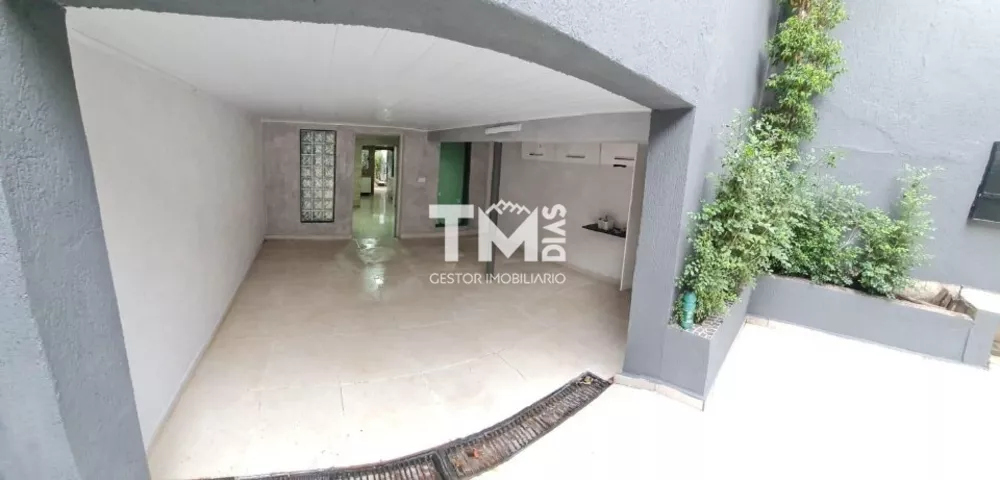 Sobrado para alugar com 2 quartos, 180m² - Foto 4