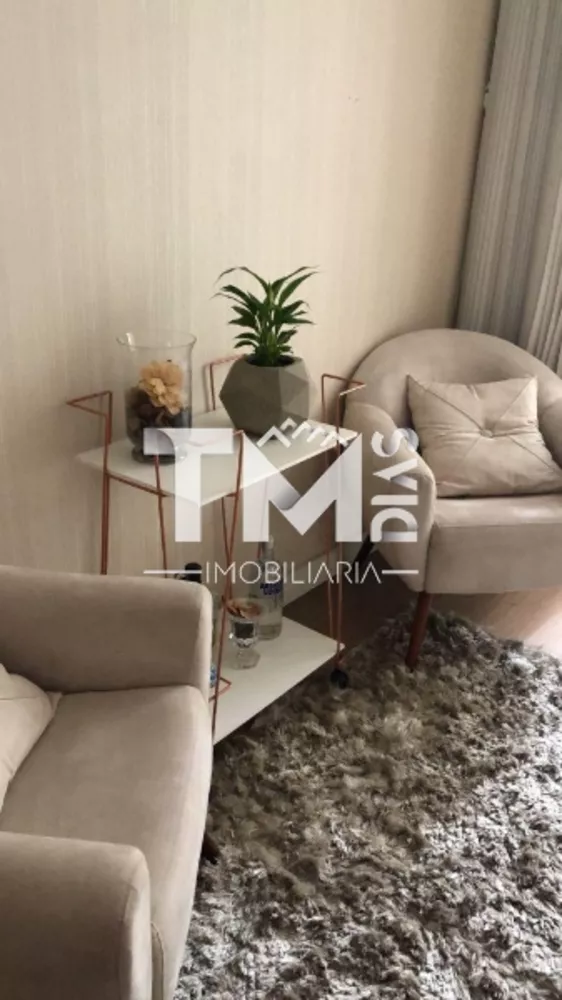 Apartamento à venda com 3 quartos, 72m² - Foto 2