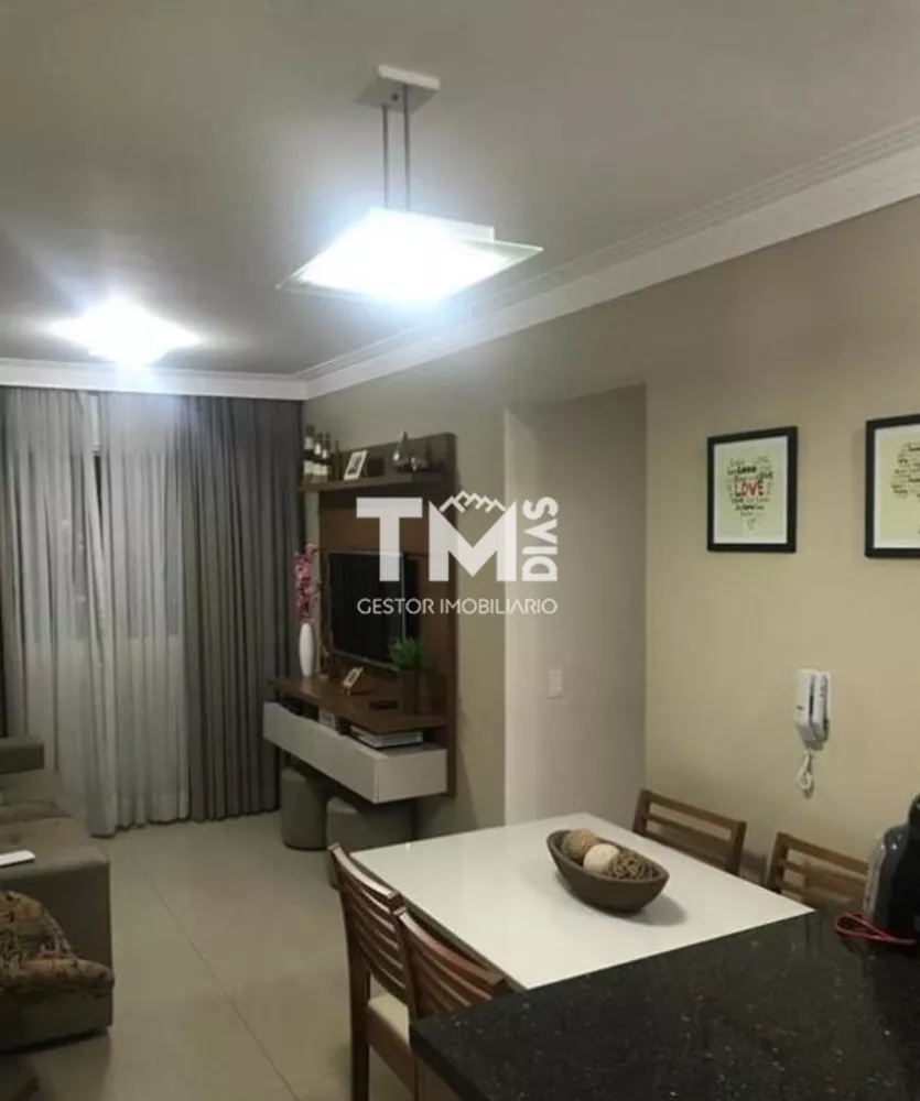 Apartamento à venda com 3 quartos, 47m² - Foto 3