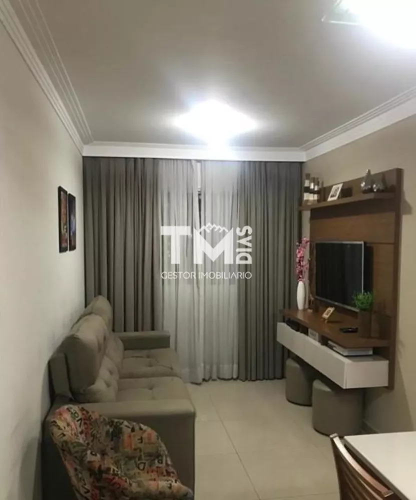 Apartamento à venda com 3 quartos, 47m² - Foto 4