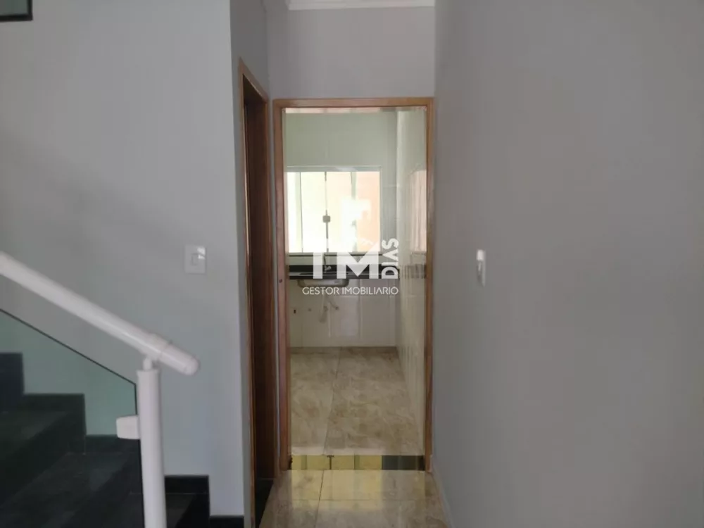 Sobrado à venda com 2 quartos, 75m² - Foto 3