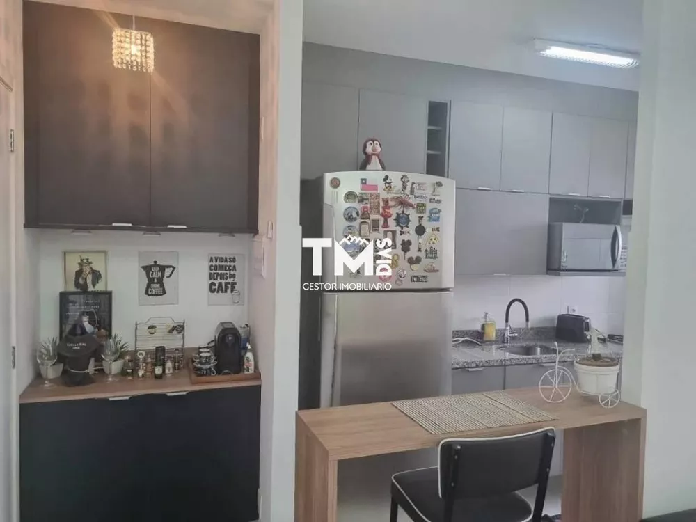 Apartamento à venda com 2 quartos, 57m² - Foto 1