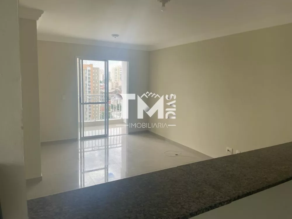 Apartamento à venda com 3 quartos, 77m² - Foto 1